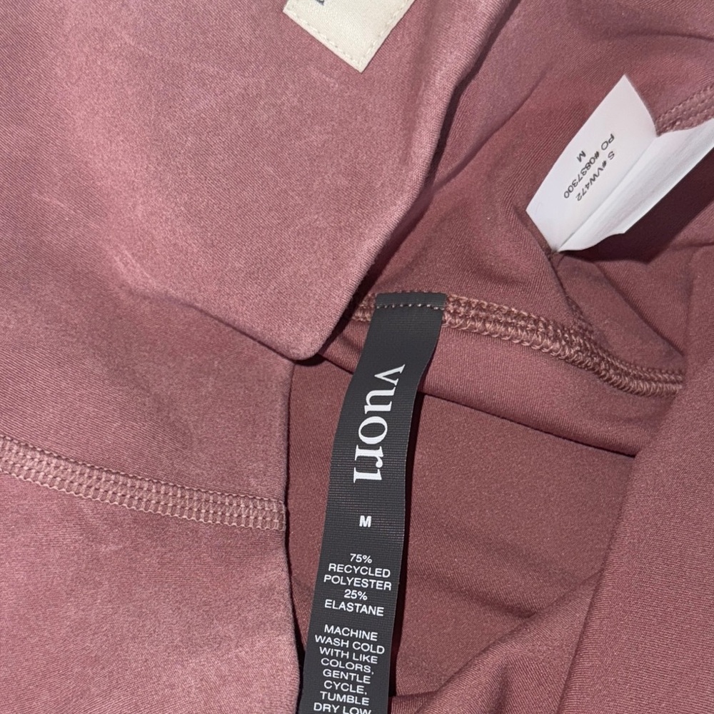 Vuori Washed Studio Legging *NWT M - Picture 7 of 8